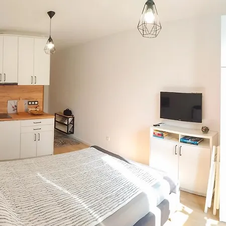 Loli's アパート ブルガス